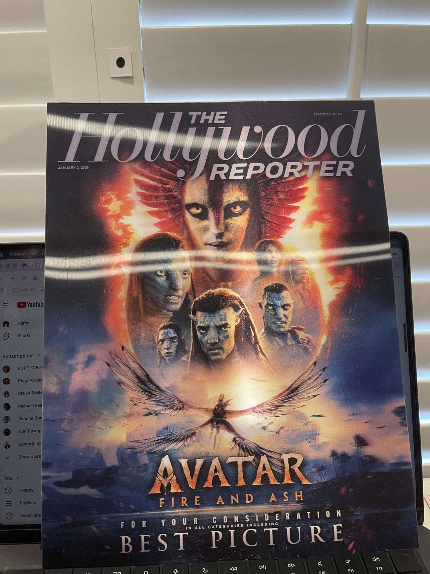 AVATAR FIRE AND ASH 3-D HOLOGRAPHIC LENTICULAR HOLLYWOOD REPORTER magazine cover