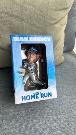Max Muncy bobble head