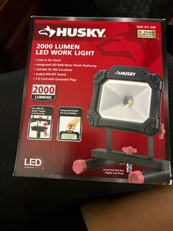 Husky 2000 Lumen LED Work Light