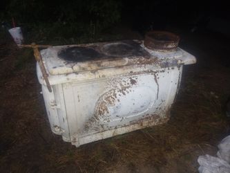 Pot belly stove
