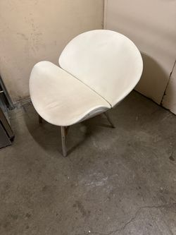 Outdoor chair- GLOSTER - Used $100 each