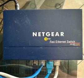 Netgear FS105 Switch