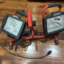 2 Construction Lights
