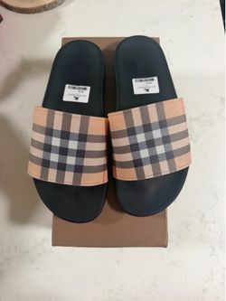Burberry slides