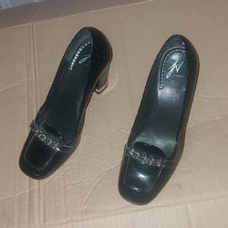 J Vincent Women's Black High Heels Shoes Size 8M