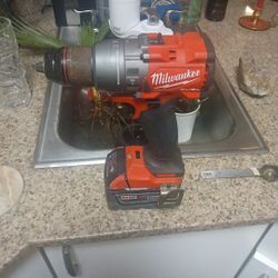 Milwaukee Fuel Drill