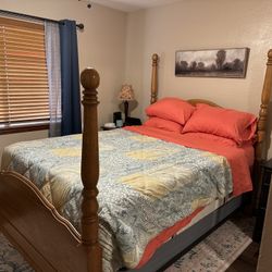 4 Post Bed Frame, Dresser/Vanity Trifold Mirror, Two Night Stands