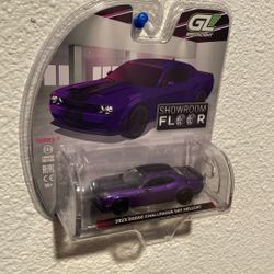 Show Room Floor 23 Challenger Hellcat 