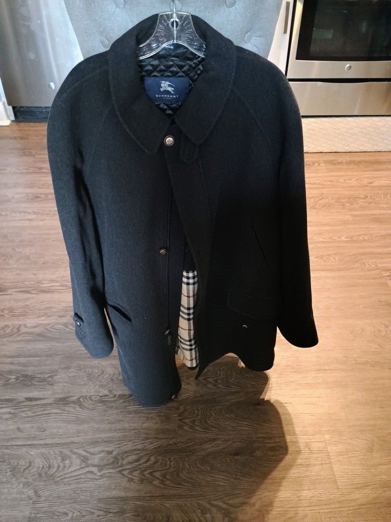 Burberry Men's Coat (XL)