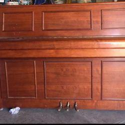 Schafer & Sons Upright Piano