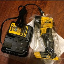 Dewalt Flashlight And Charger 