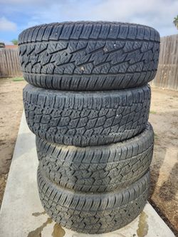 Set Of 4 275/55R20 Tires