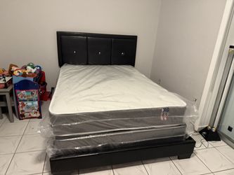 NEW MATTRESS TWIN FULL QUEEN AND KING BÁSIC WITH BOX SPRING