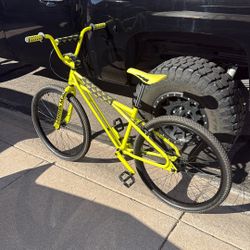 SE Racing Bikes DC Shoes Quadangle 26 BMX Cruiser