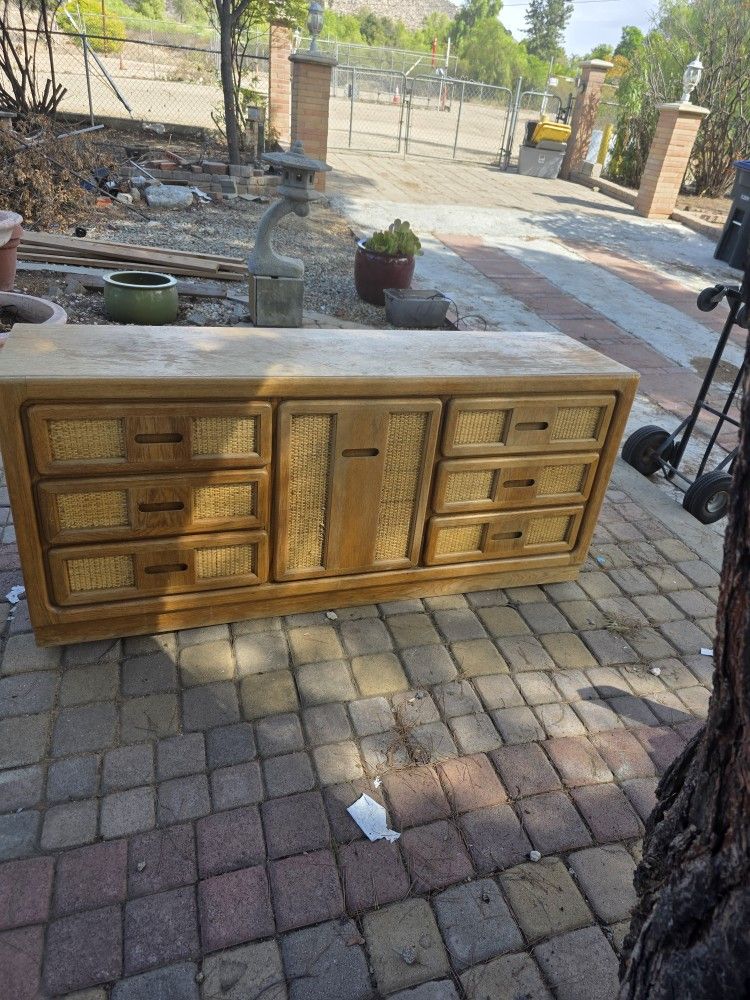 tv stand sólid wood