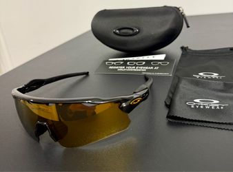 Oakley Radar EV - Brand New - Unisex