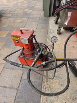 10000 psi OTC hydraulic pump
