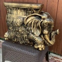 Elephant End Table Statue