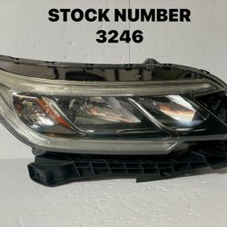 2015-2016 HONDA CRV OEM HALOGEN WITH LED HEADLIGHT. PASSENGER SIDE.