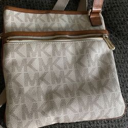 Michael Kors Crossbody - Logo Messenger Bag printed with MK iconic initials