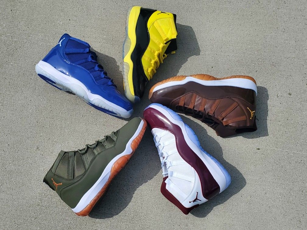 CUSTOM JORDAN 11 COLOR WAYS SIZE 13 OR 10 for Sale in Warren, MI - OfferUp