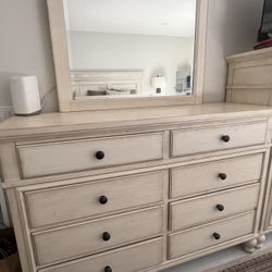 Queen Size Bedroom Set Including Mattress 