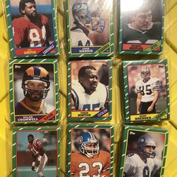 1986 Vintage Football Cards 9 Bags