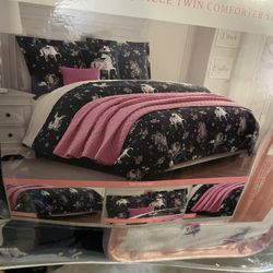 Girls Twin Size Bedding