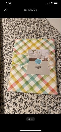 Martha STEWART SPRING TABLECLOTH 60x84