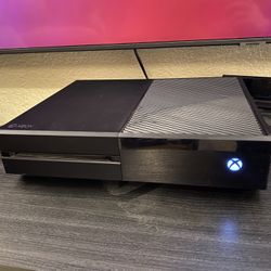 Barely Used Xbox One
