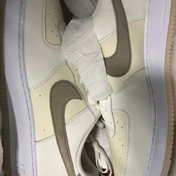 Men’s Nike Air Force Ones 