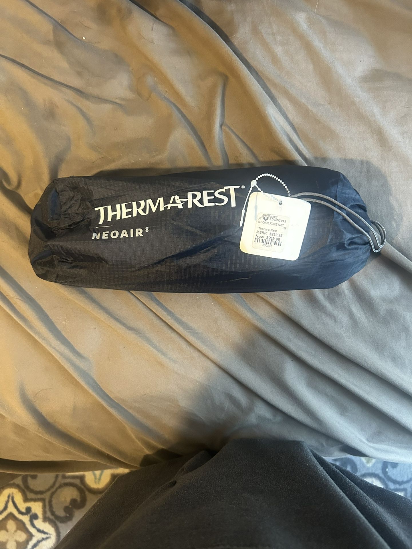 Thermarest Neoair Sleeping Pad