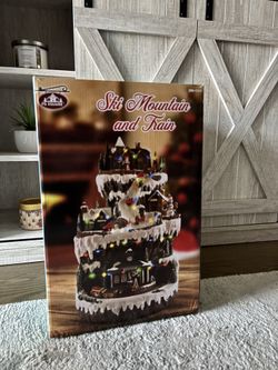 Christmas Ski Mountain & Train Set!