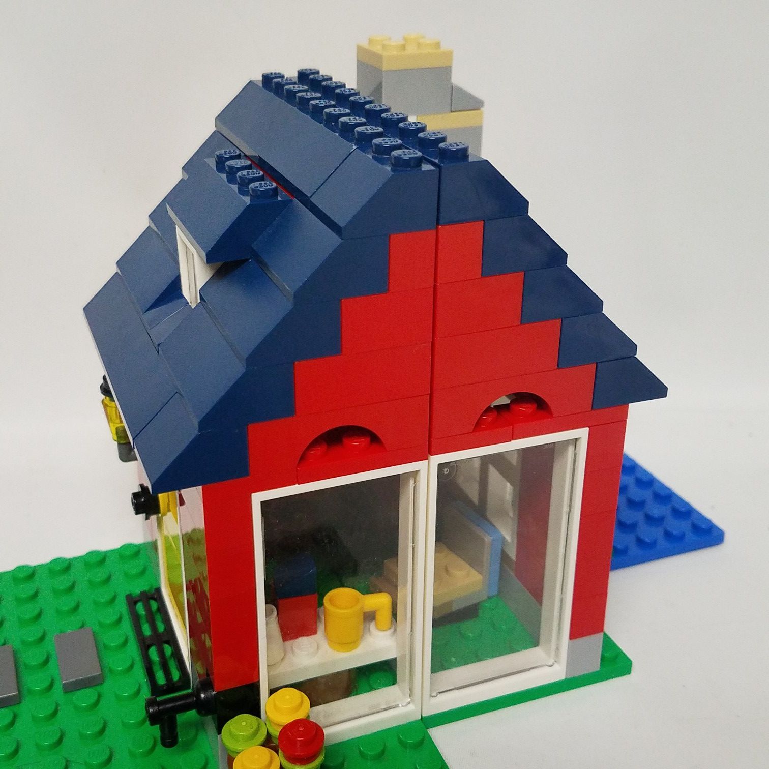 gallon basketball Afskrække Lego 31009 Small Cottage Creator 3 in 1 with Box and Instructions for Sale  in Bartlett, IL - OfferUp