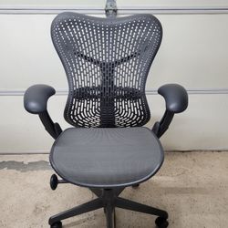 Herman Miller Mirra Ergonomic Computer Desk Task Office Chair