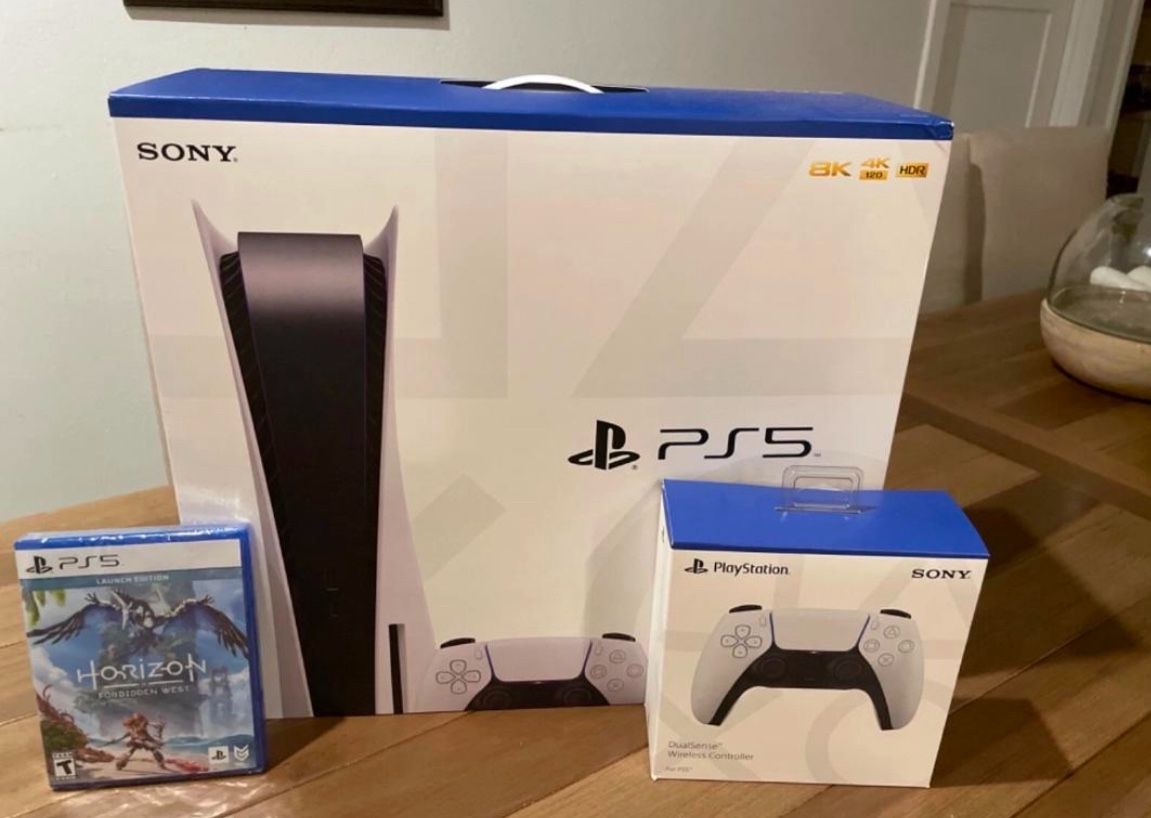 Console Disc Version 1 Game + 1 Controller Bundle