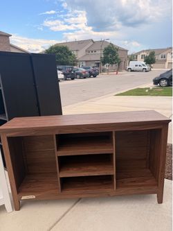2 muebles para TV