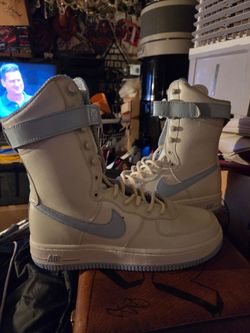 Nike Air forces for woman size 7