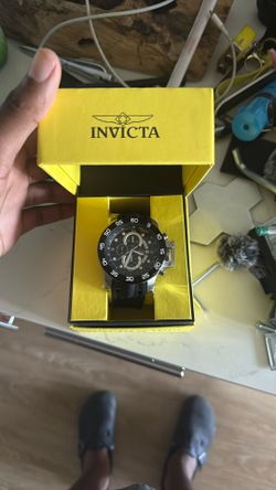 Invitica Black Watch