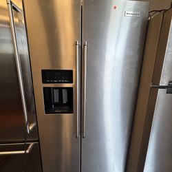 KitchenAid 22.6 Cubic Ft. Counter Depth - Side By Side Refrigerator- Stainless Steel , Great Condition, Same Day Delivery