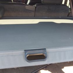 2005 Envoy Rear Storage Area Cover 