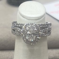White Gold & Diamond Wedding Set