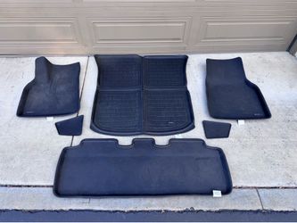 Kagu All-Weather Custom Fit Floor & Cargo Liner (3D MAXpider)