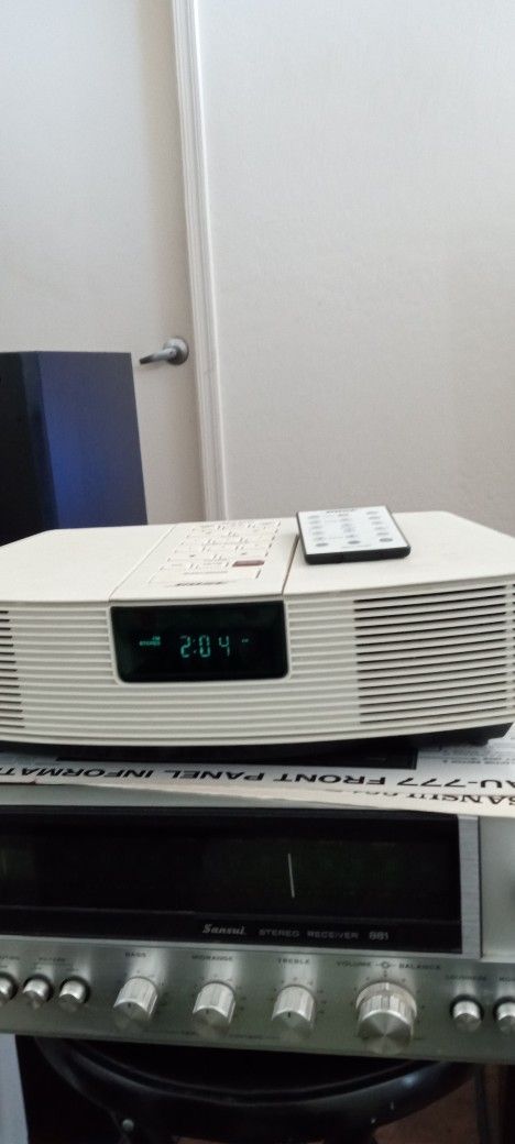 Bose Wave Radio With Remote