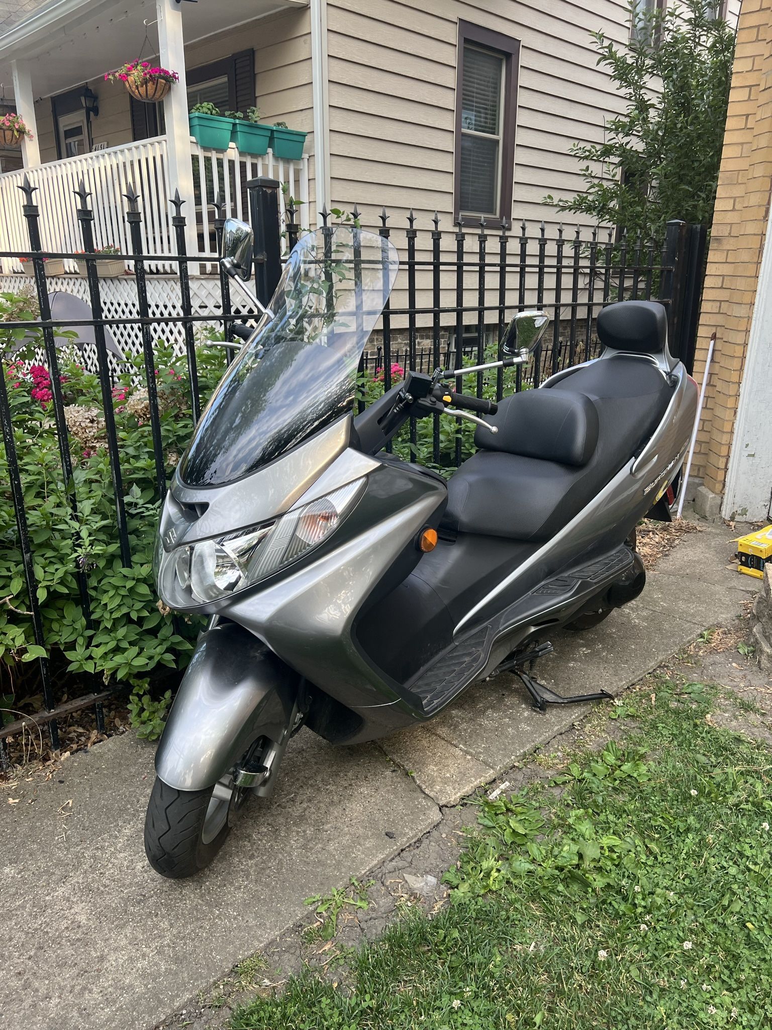 2006 Suzuki Burgman 400