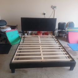 Queen bed frame.+Head