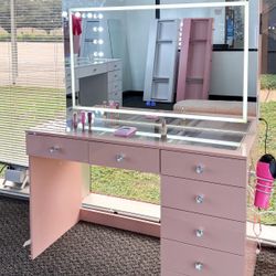 Pink Led Make Up Vanity W Bluetooth 