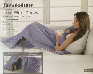 Brookstone Pure Bliss Throw With Built-In Foot Pocket