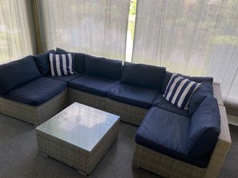 Patio Sectional w/ table