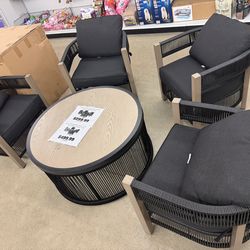 Set of (5) outdoor patio set